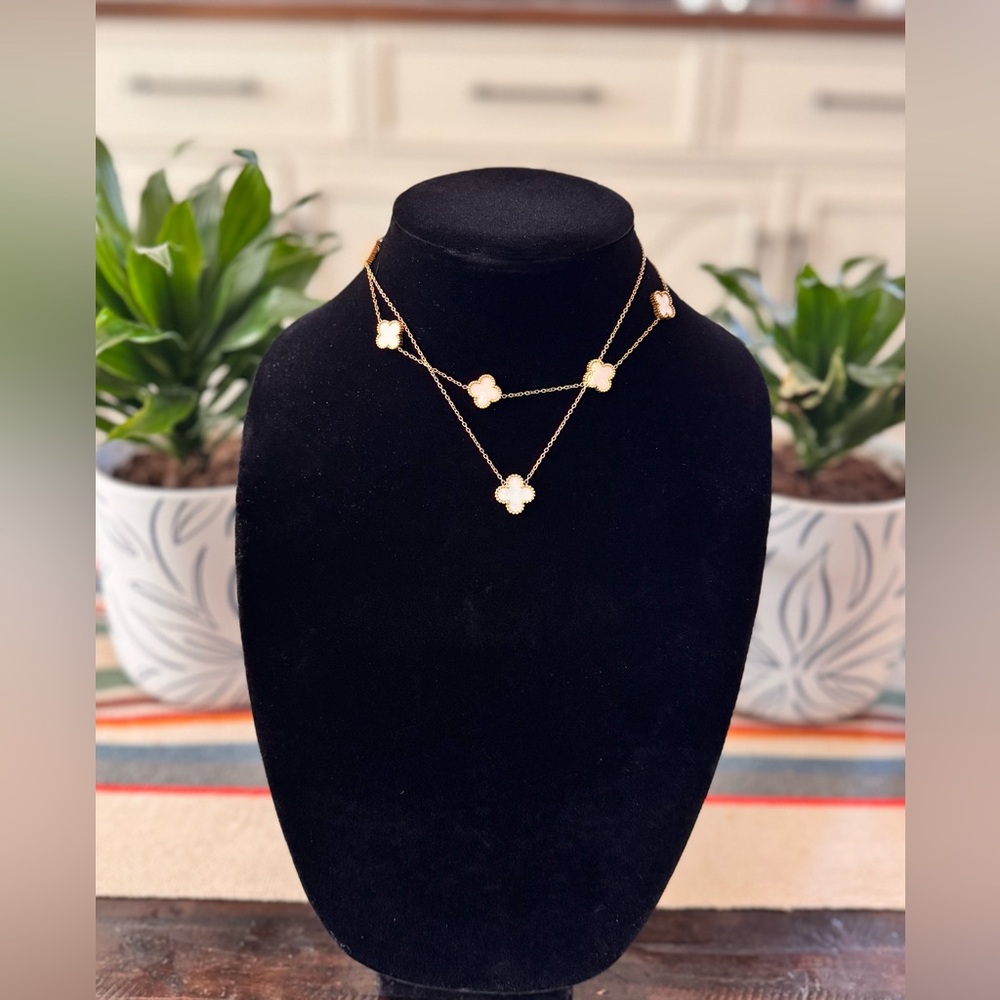 Gold and White Clover Necklace - Picture 6 of 6